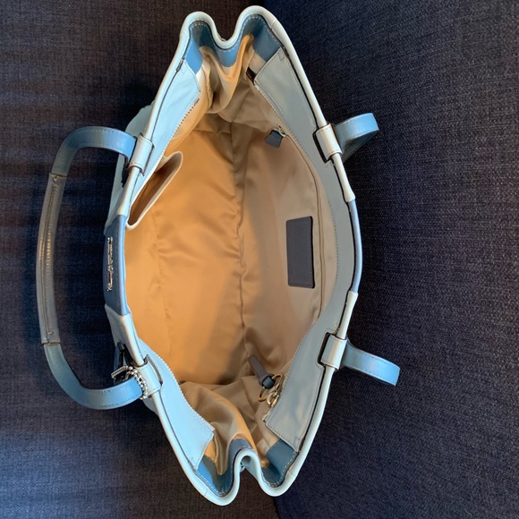 Coach Shoulder Tote Bag - Picture 10 of 16